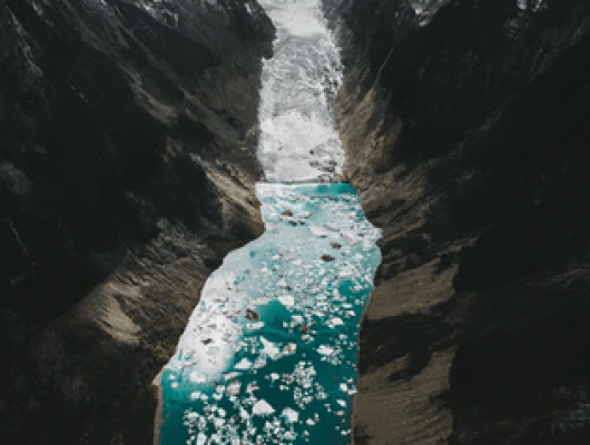 The Glaciers Are Melting In Rapid Speed Annie Spratt 4A1pj4 VClA Unsplash 7 Min